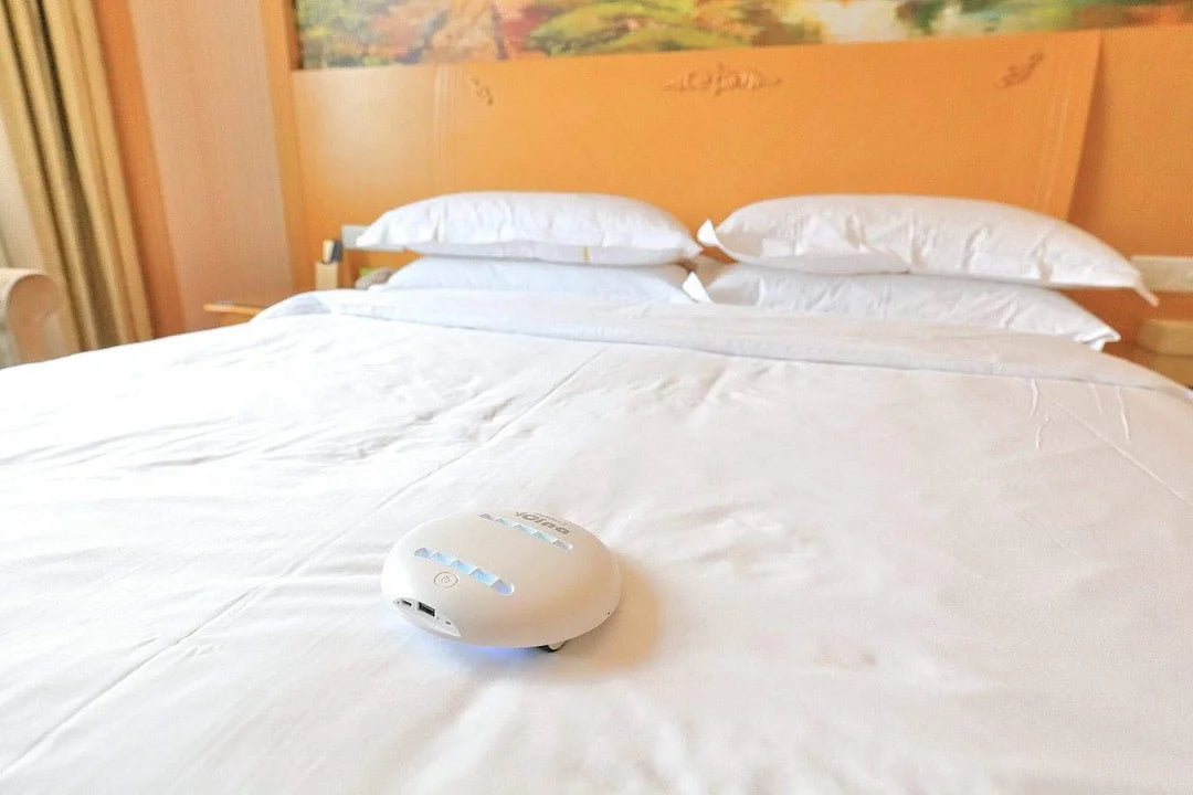 Bacteria Killing Robot Ultra Violet Light sanitizer for Home and Travel