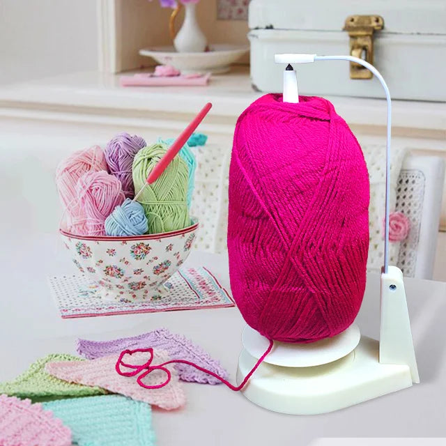 Wool Jeanie Magnetic Pendulum Yarn Knitting and Crochet Yarn Feeder Holder