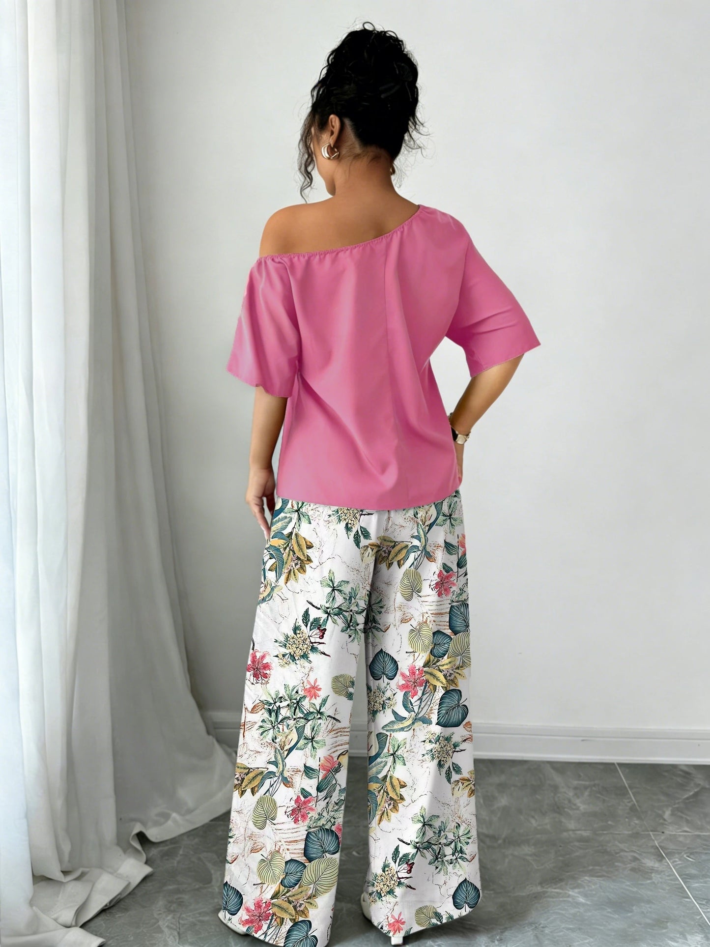 Women's 2-Piece Off-Shoulder Set
