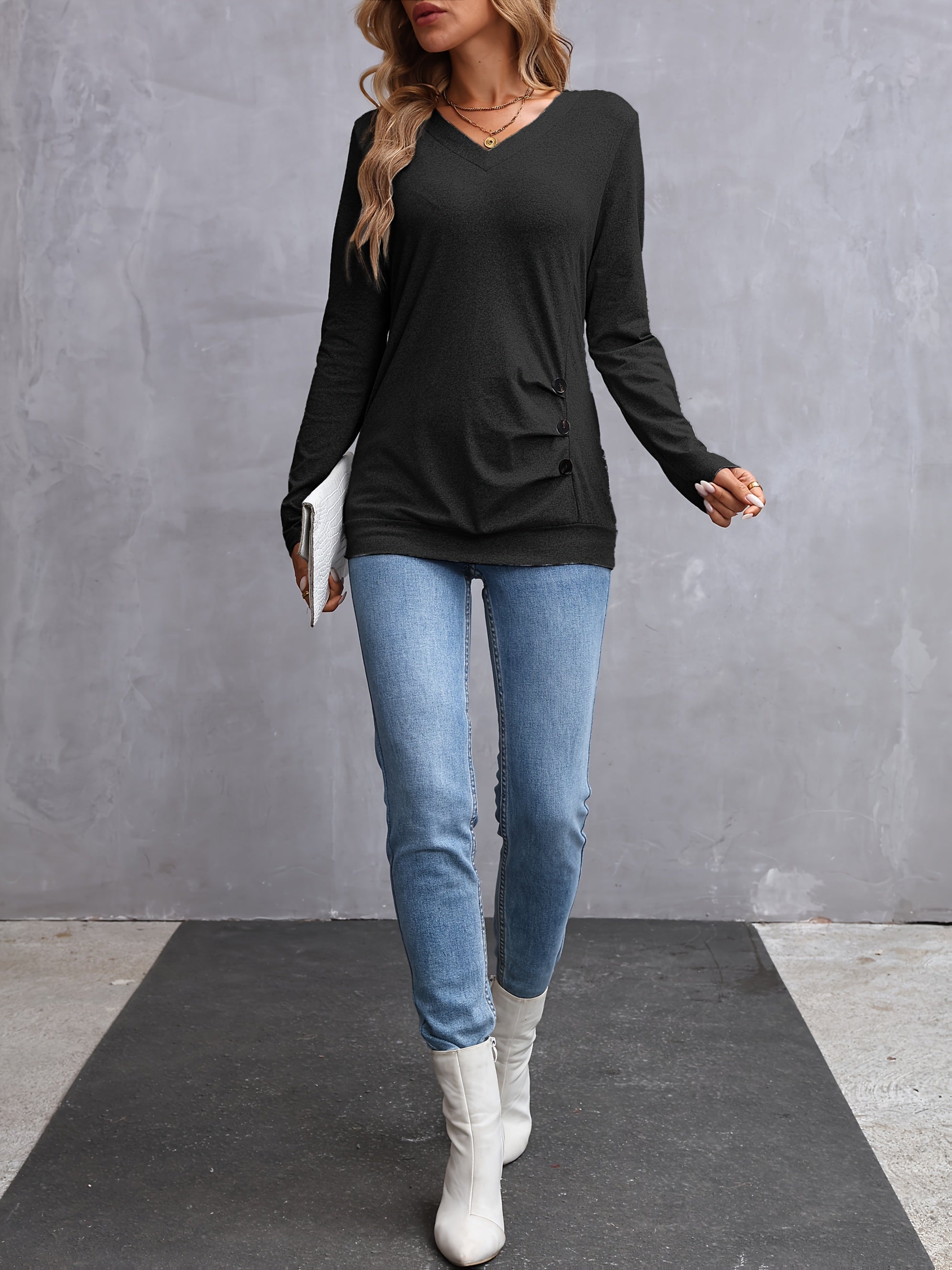 Marlowe | V-Neck Long Sleeve Top