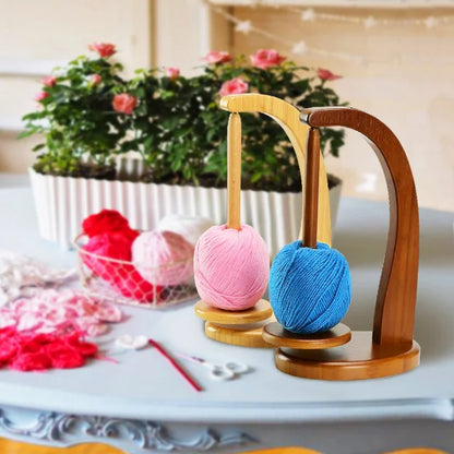 Wool Jeanie Magnetic Pendulum Yarn Knitting and Crochet Yarn Feeder Holder