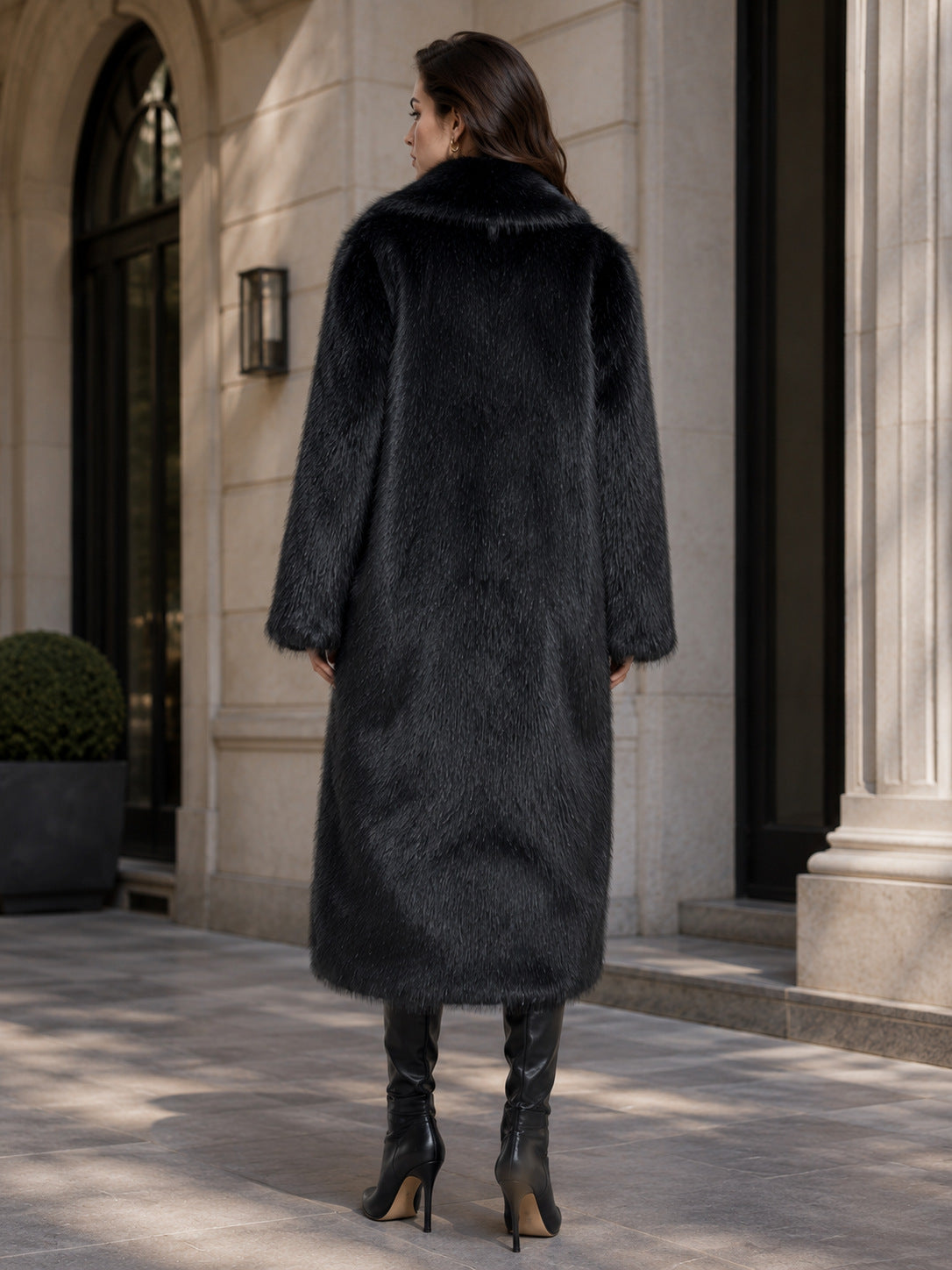 Margot | Cropped Faux Fox Fur Jacket