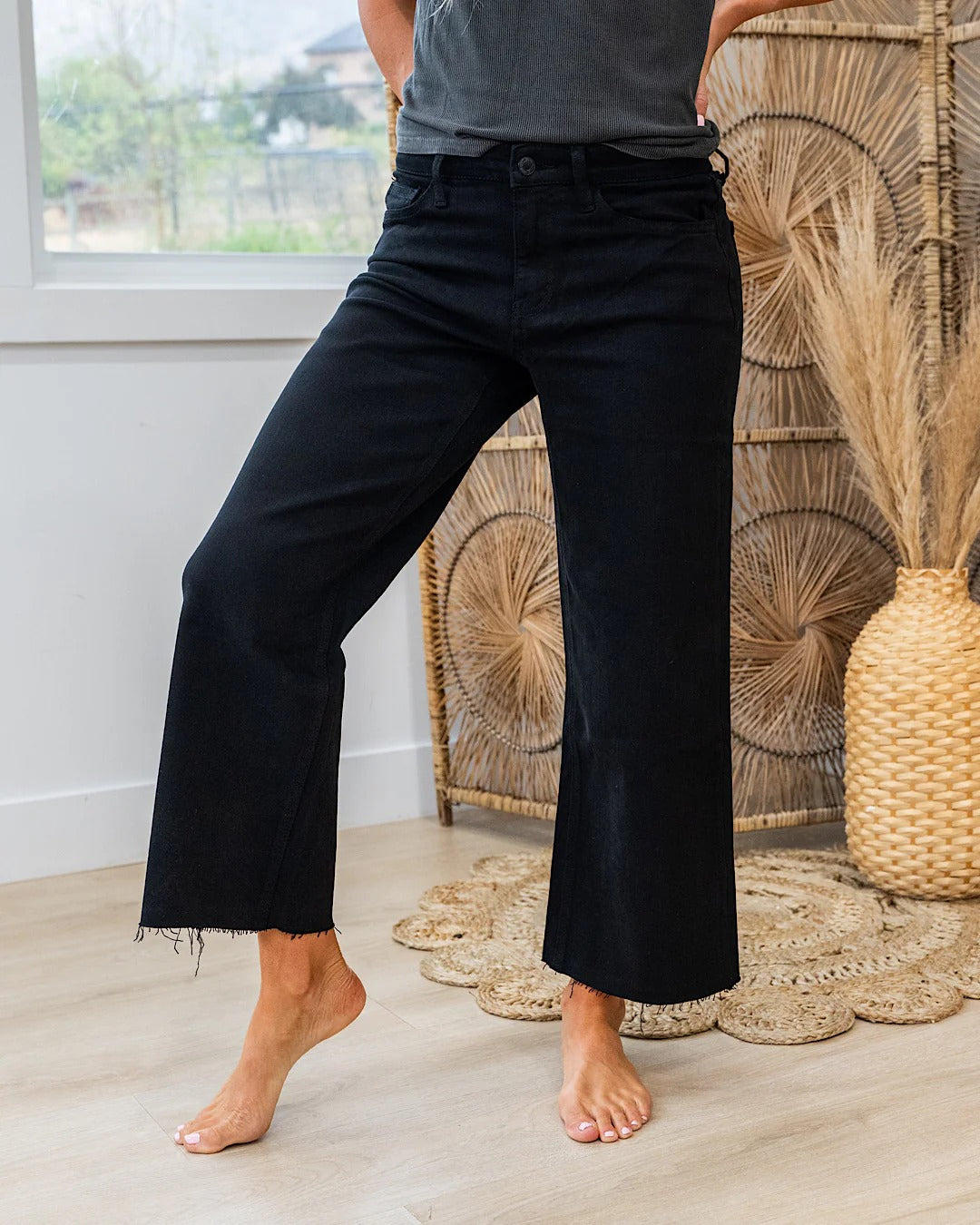 Vervet | Skye Raw-Hem High-Rise Wide Leg