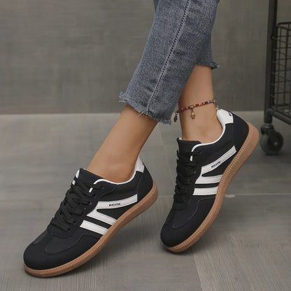 Nora | Women's Wide-Fit Lace-Up Shoes